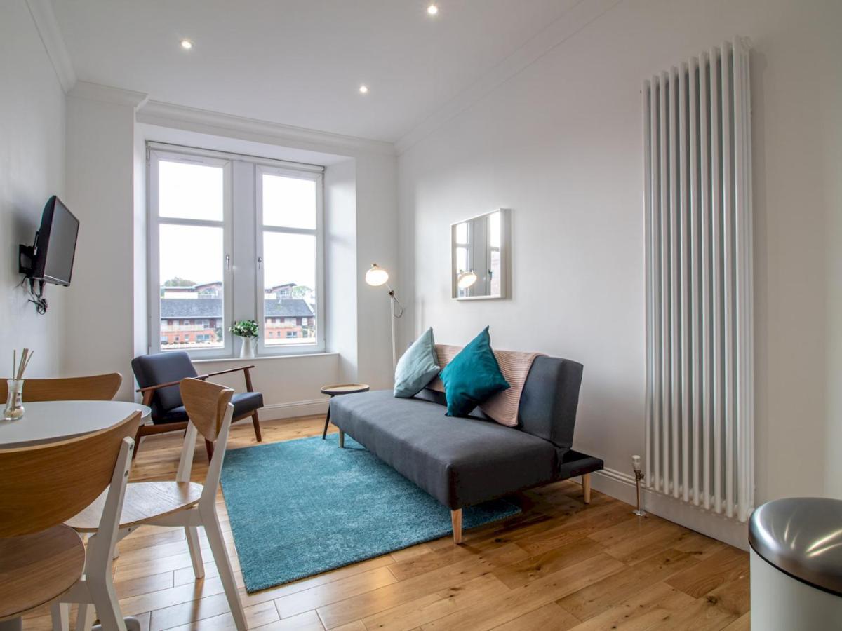 Modern 1BR Apartment in Heart of West End Glasgow Exterior foto